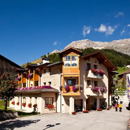 Hotel Garni Laura-3